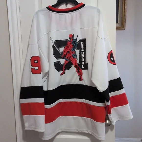 Deadpool Hockey Jersey - Picture 5 of 6
